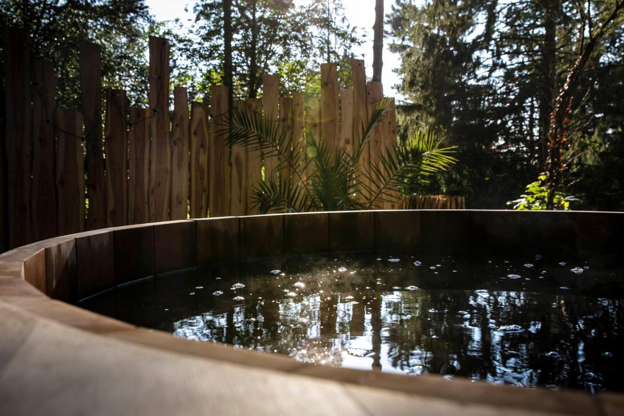Bain De Foret - Lodges Cosy & Spa Нёфшатель-Ардло Экстерьер фото