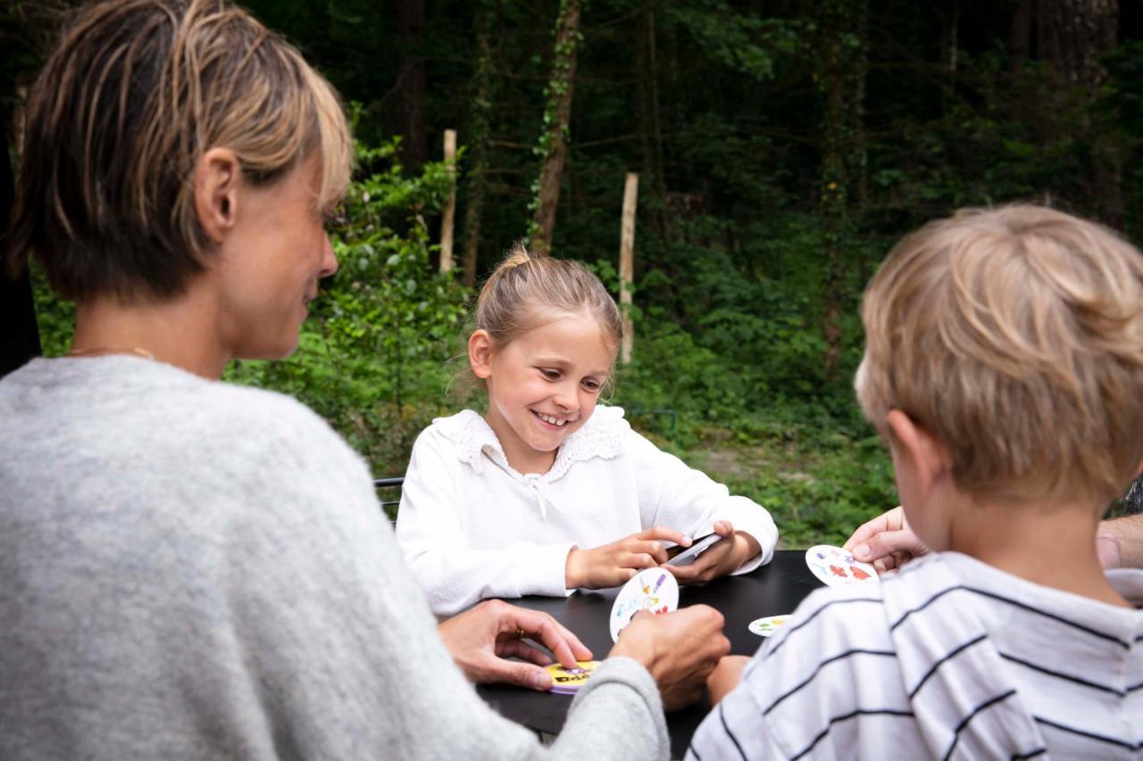 Bain De Foret - Lodges Cosy & Spa Нёфшатель-Ардло Номер фото